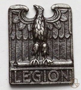Legion Młodych | Pobrano ze strony: https://archiwum.gndm.pl/a,2961-Odznaka-LEGION-(Legion-Mlodych-Zwiazek-Pracy),rid,298326.html